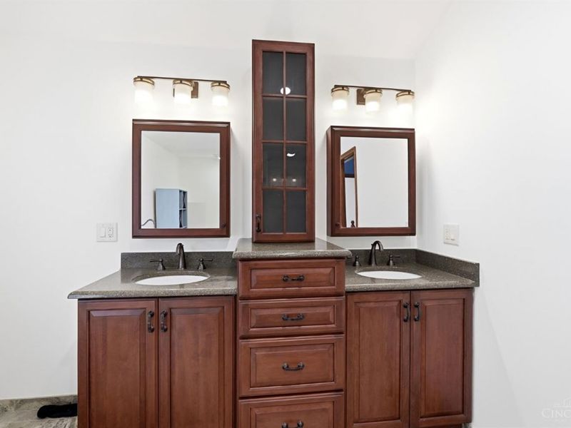 8303 Paddington Court, West Chester, OH 45069 Photo 42