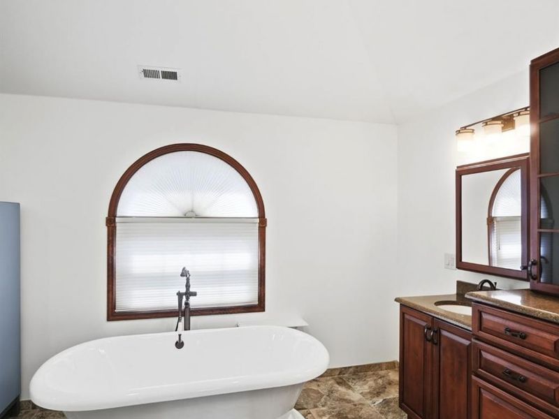 8303 Paddington Court, West Chester, OH 45069 Photo 46