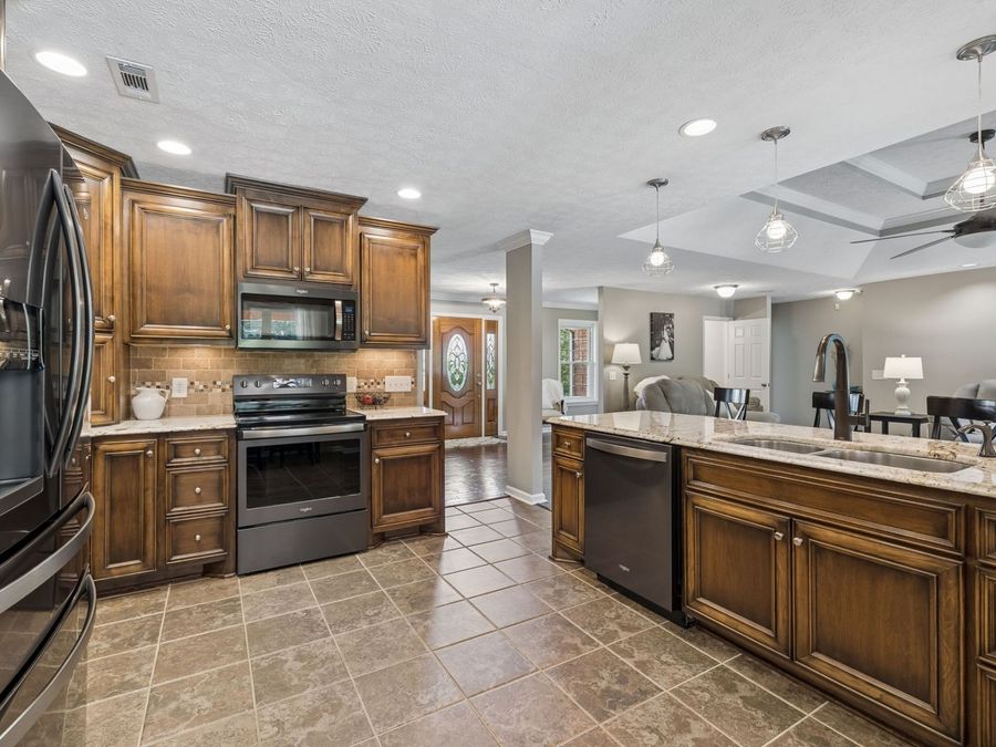 Property Image 46