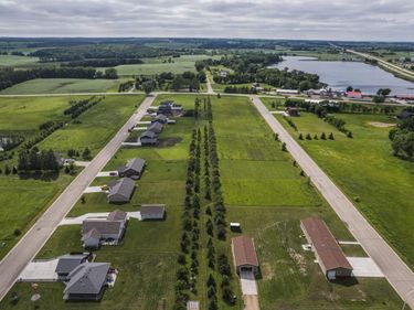 107 Pheasant Street , Audubon, MN 56511