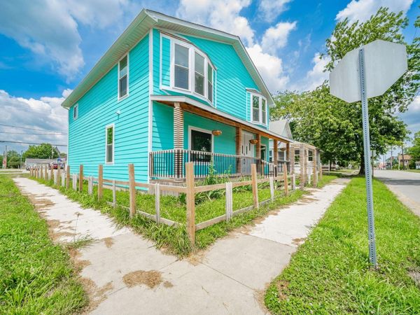 822 S Branson Street, Marion, IN 46953
