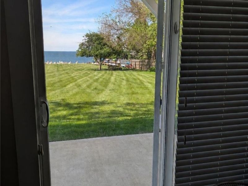 459 N Lake Pine Drive, Unit 2, Marblehead, OH 43440 Photo 6