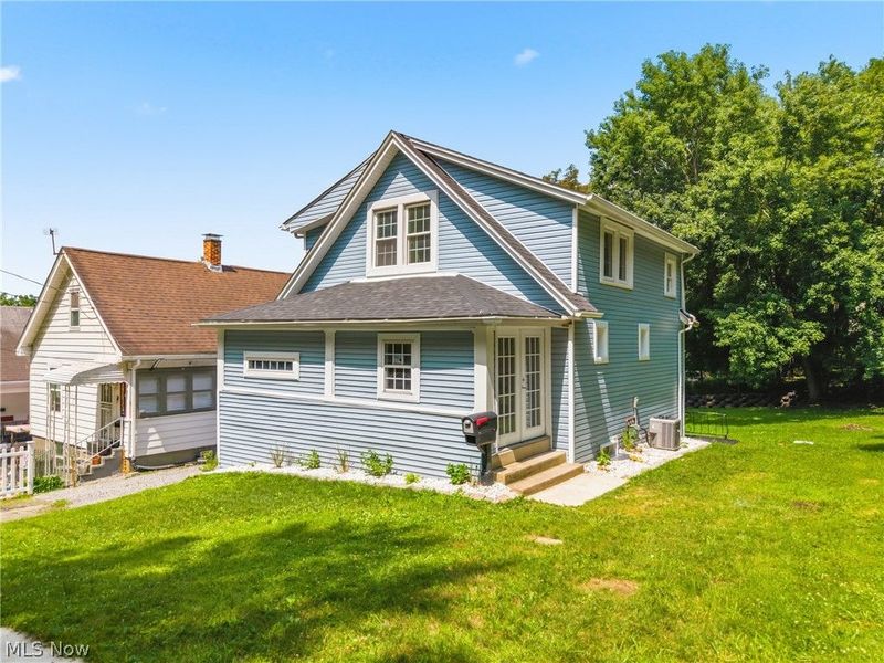 58 1st Street, Campbell, OH 44405 Photo 4