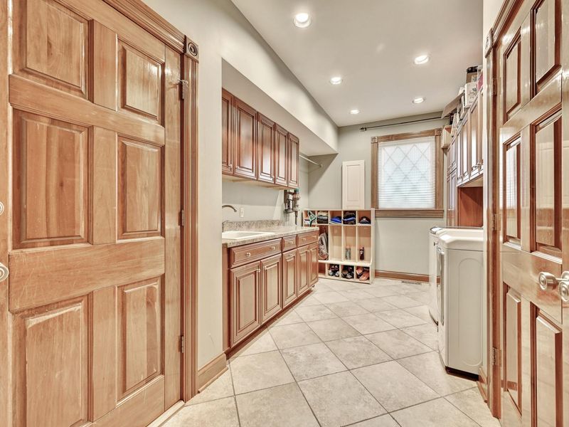 906 Squire Hill Court, Crescent Springs, KY 41017 Photo 15