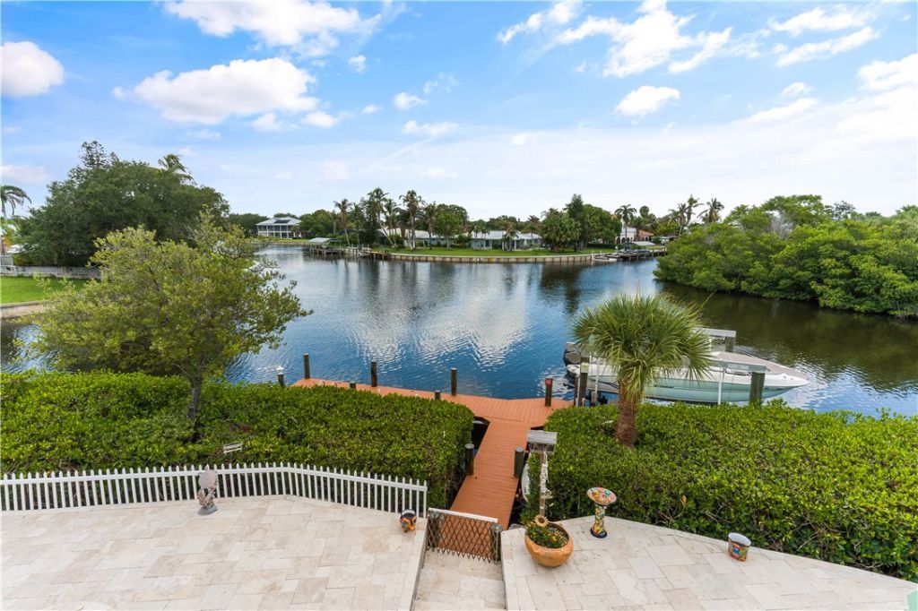 2165 6th Court Se, Vero Beach, FL 32962 Photo