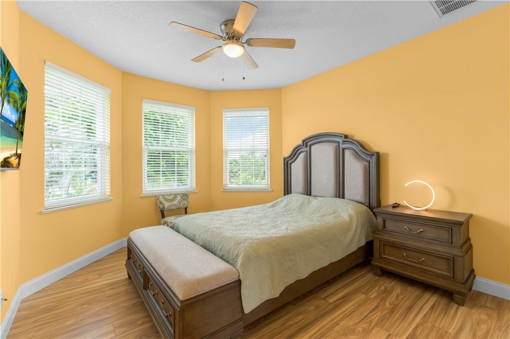 2165 6th Court Se, Vero Beach, FL 32962 Photo