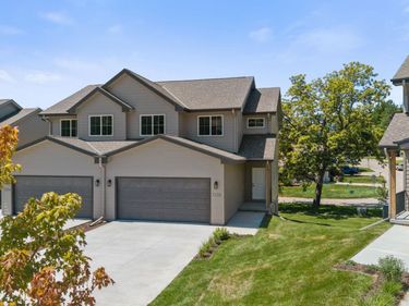 7122 N 79th Court, Omaha, NE 68122
