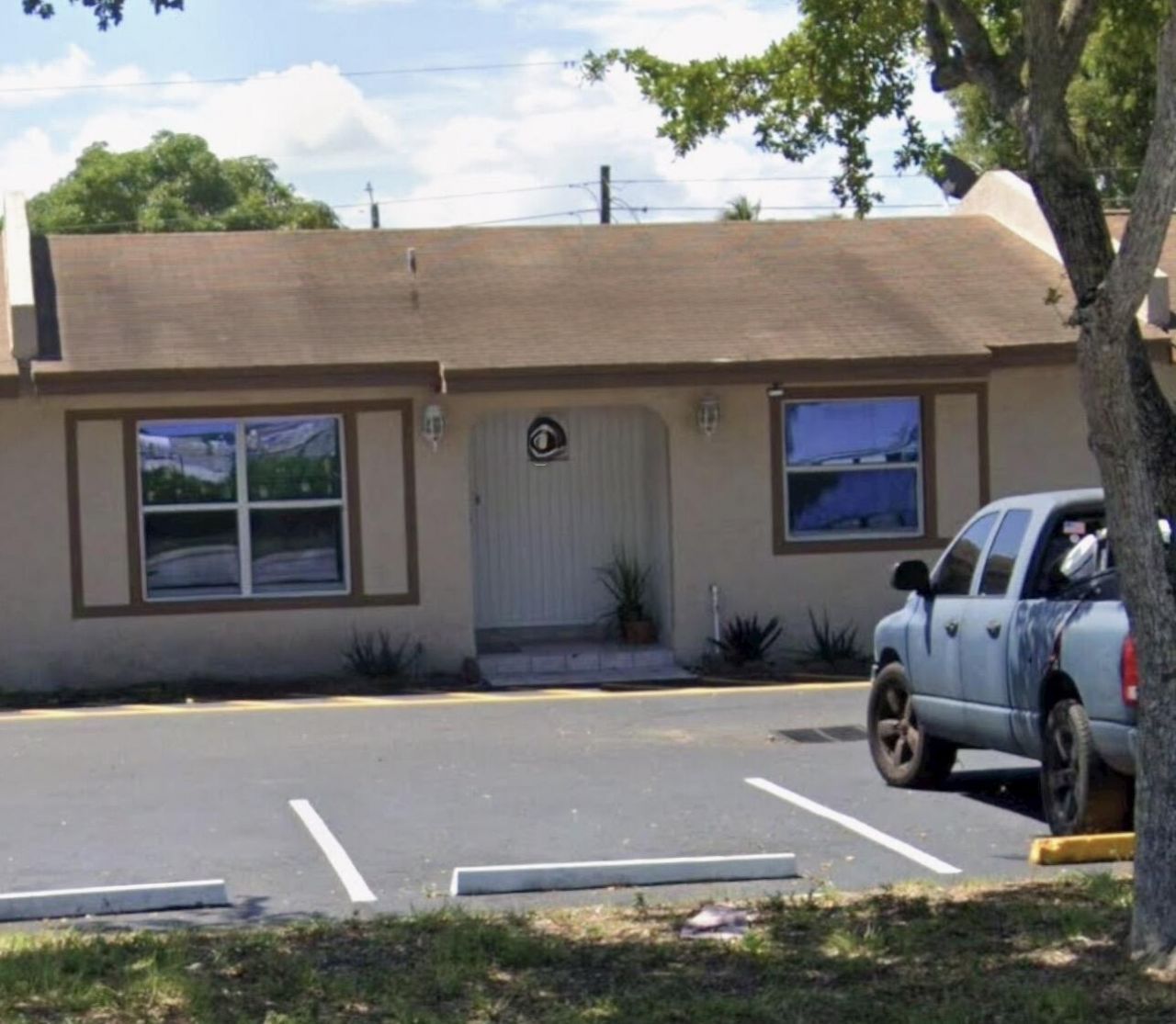 7814 Pembroke Road, Miramar, FL 33023 Main Photo