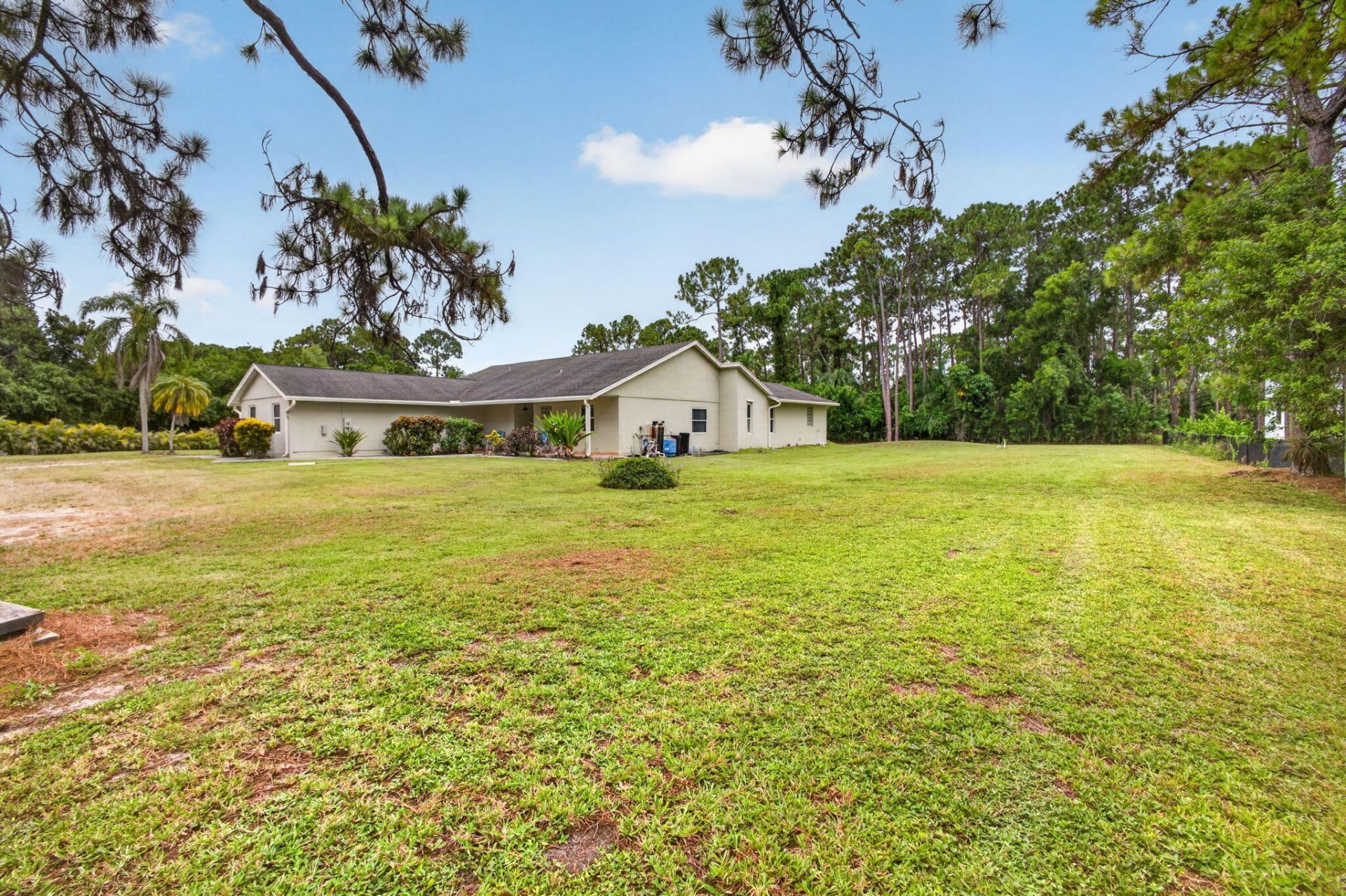 15732 82nd Lane N, The Acreage, FL 33470 Photo