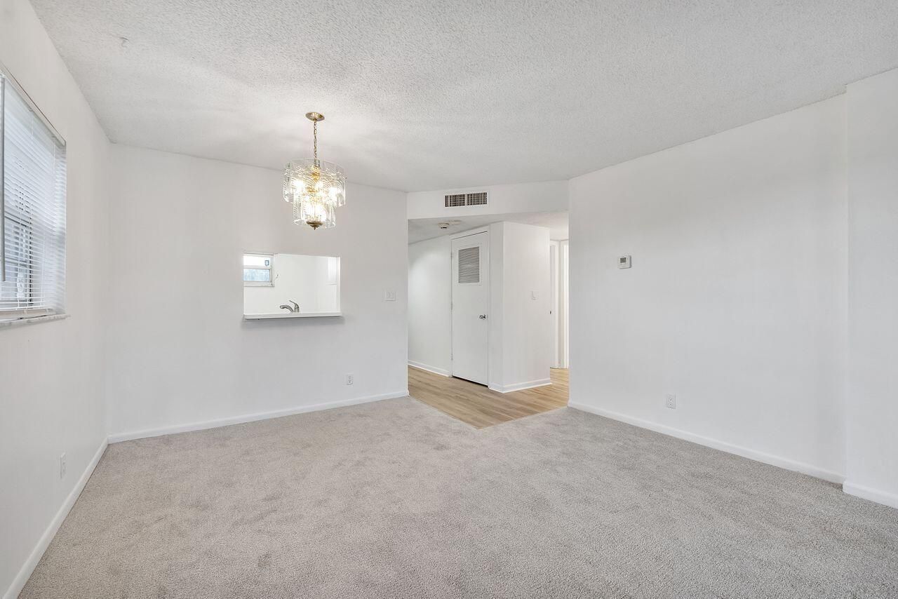 1075 Riverside Drive, Unit 508, Coral Springs, FL 33071 Photo