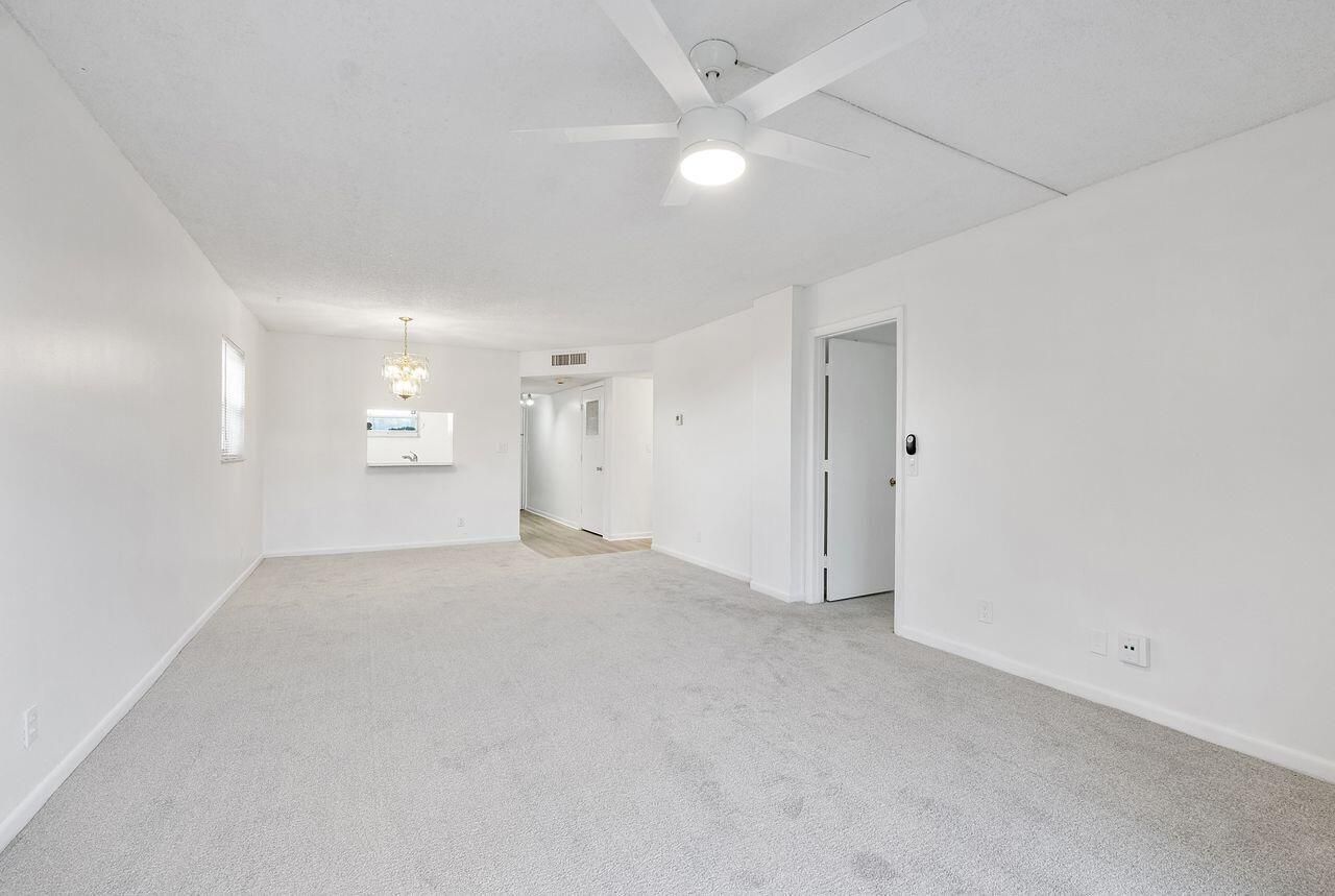 1075 Riverside Drive, Unit 508, Coral Springs, FL 33071 Photo