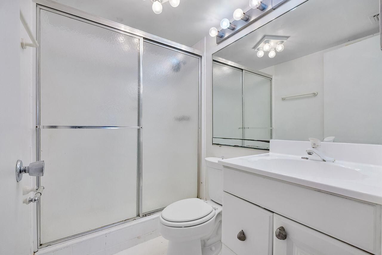 1075 Riverside Drive, Unit 508, Coral Springs, FL 33071 Photo