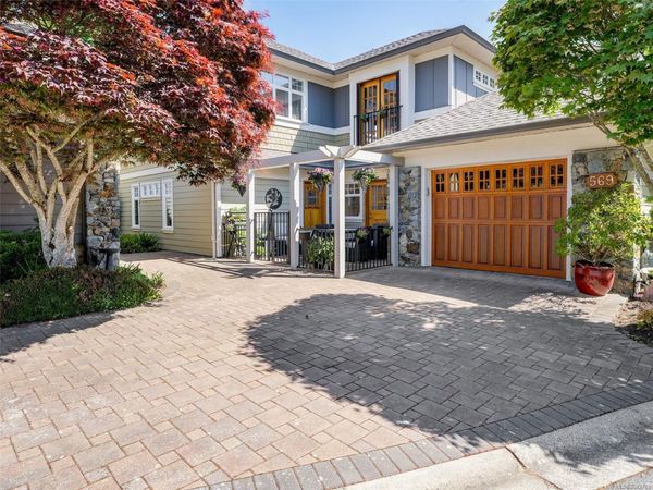 569 Caselton Pl , Saanich, BC V8Z 7Y5