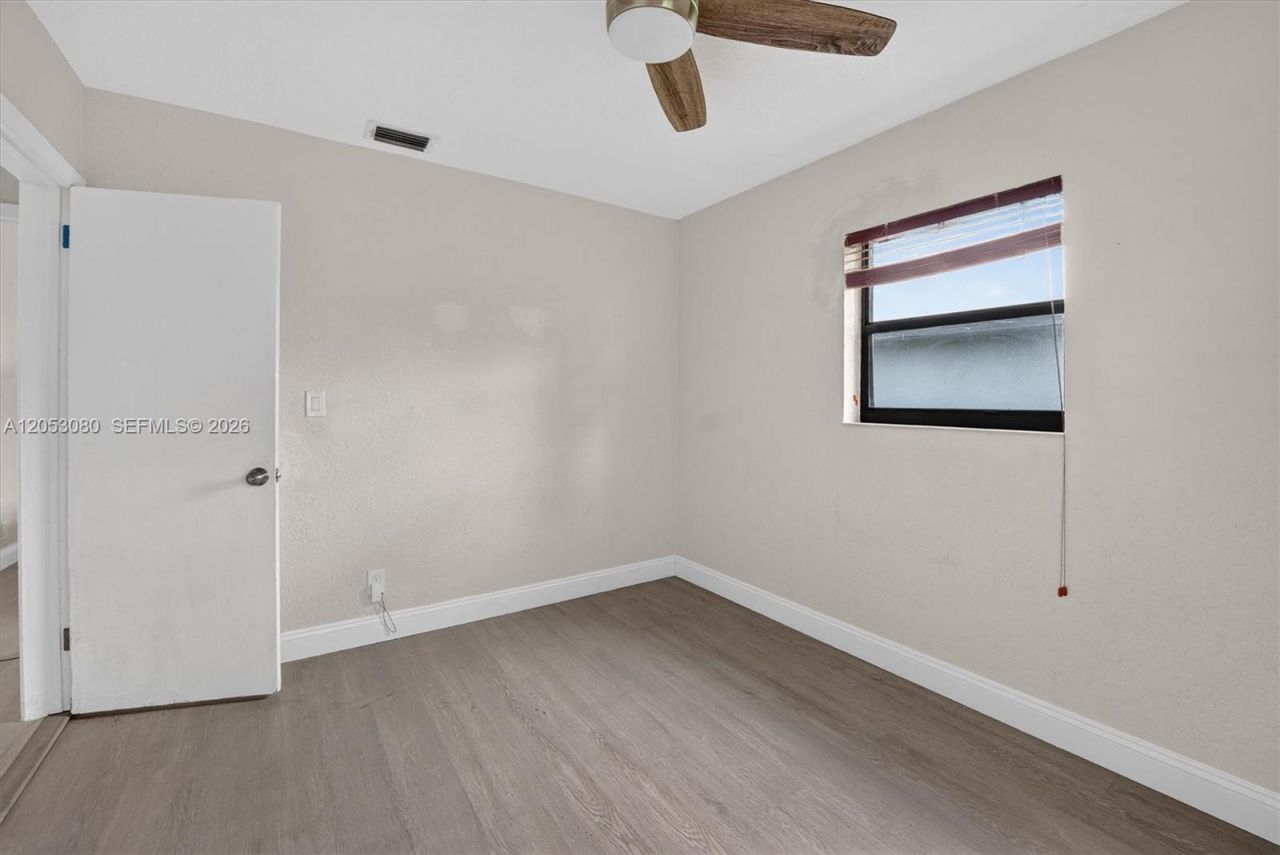 649 W Evanston Cir, Fort Lauderdale, FL 33312 Photo