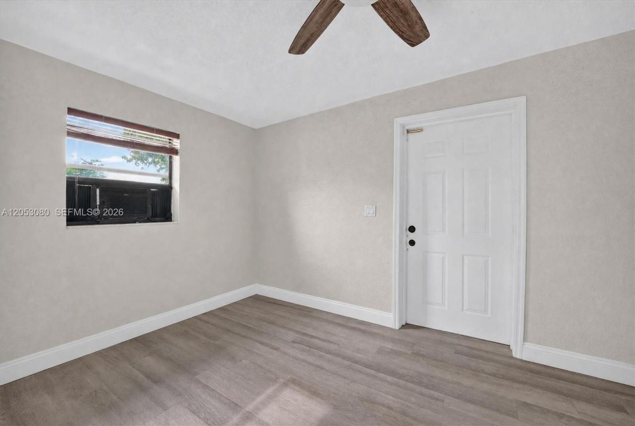 649 W Evanston Cir, Fort Lauderdale, FL 33312 Photo