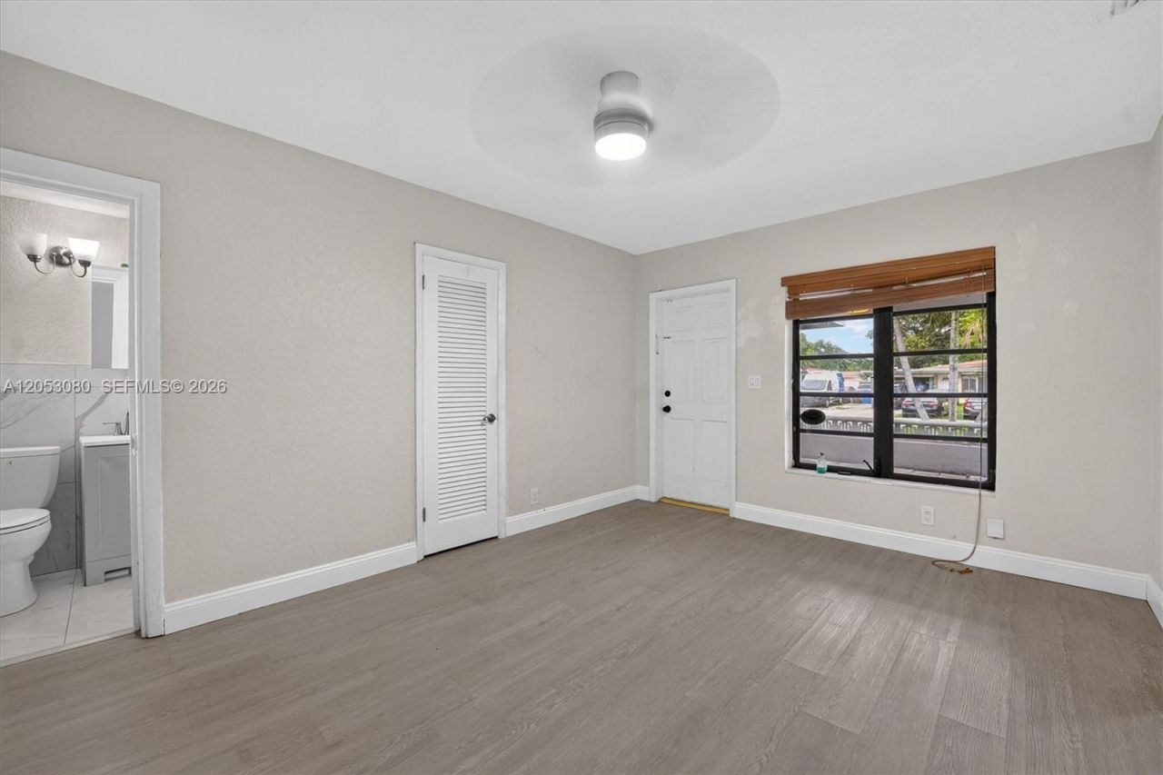 649 W Evanston Cir, Fort Lauderdale, FL 33312 Photo