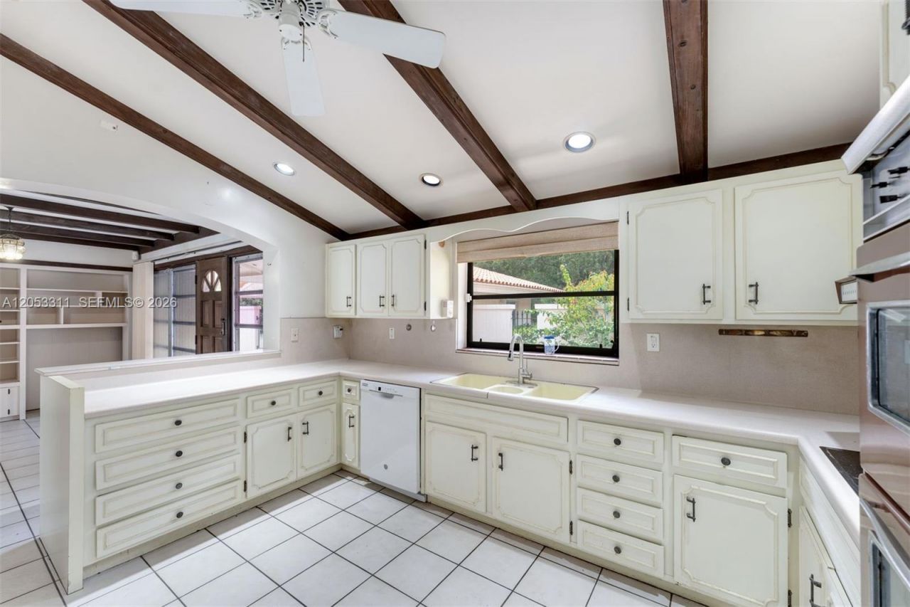 11950 SW 67 Ct , Pinecrest, FL 33156 Photo