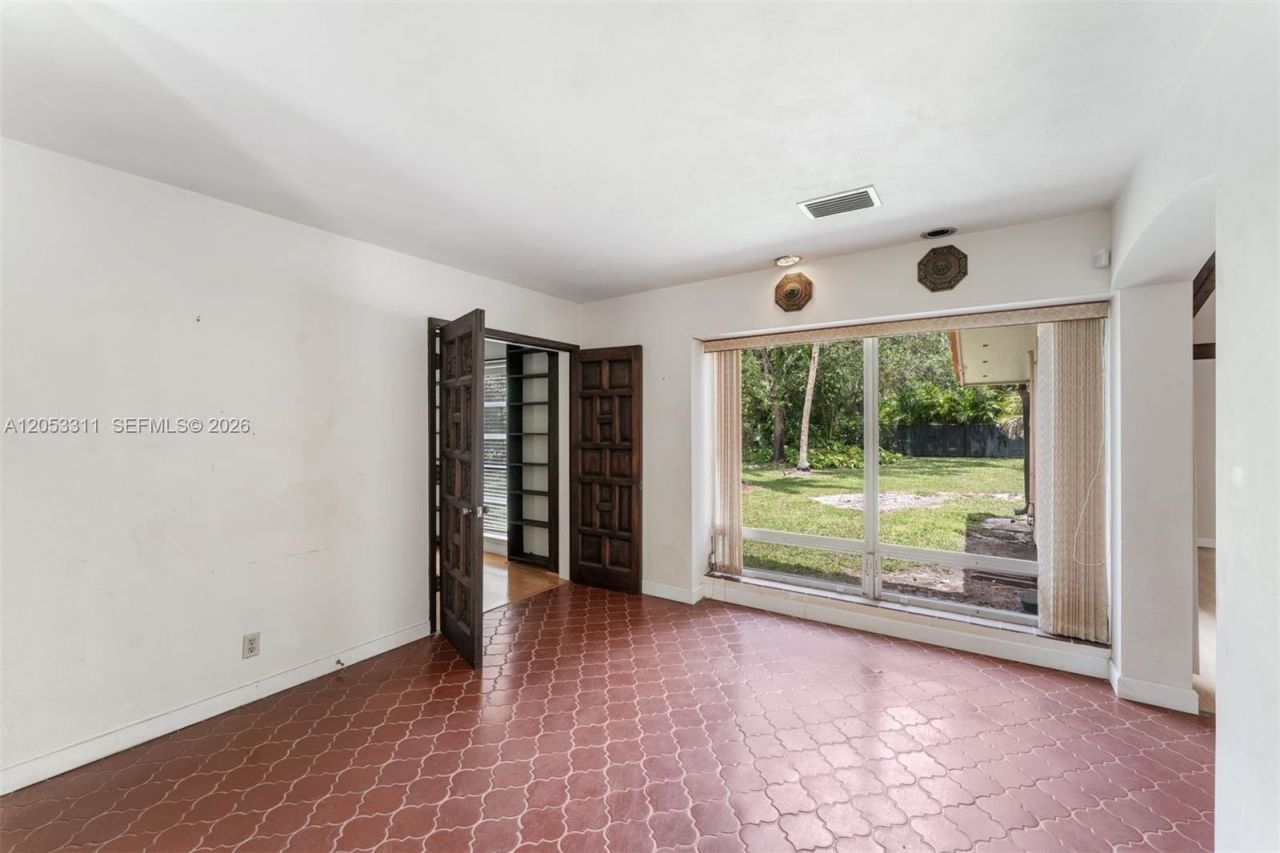11950 SW 67 Ct , Pinecrest, FL 33156 Photo
