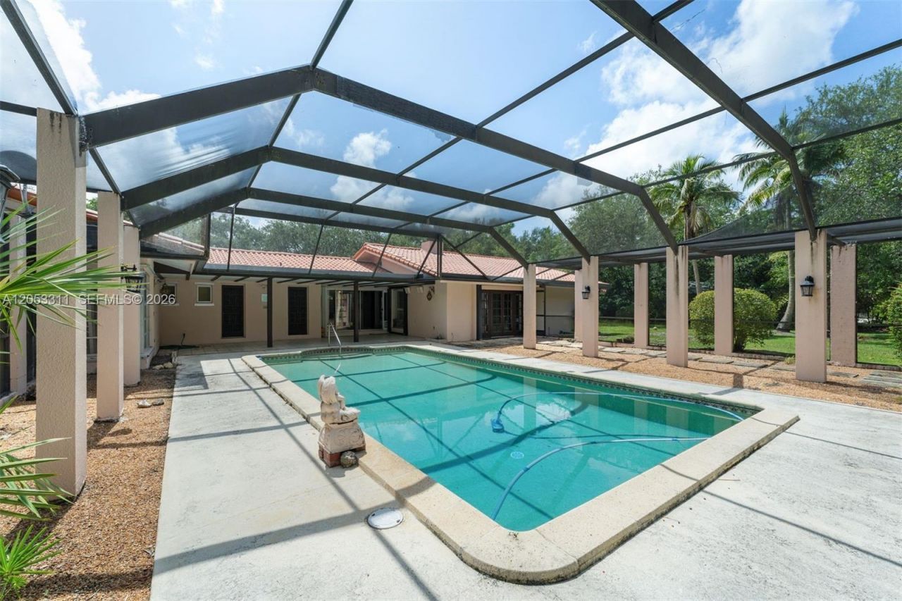 11950 SW 67 Ct , Pinecrest, FL 33156 Photo