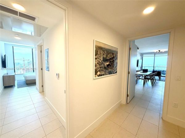 159 NE 6th St , Unit 3215, Miami, FL 33132