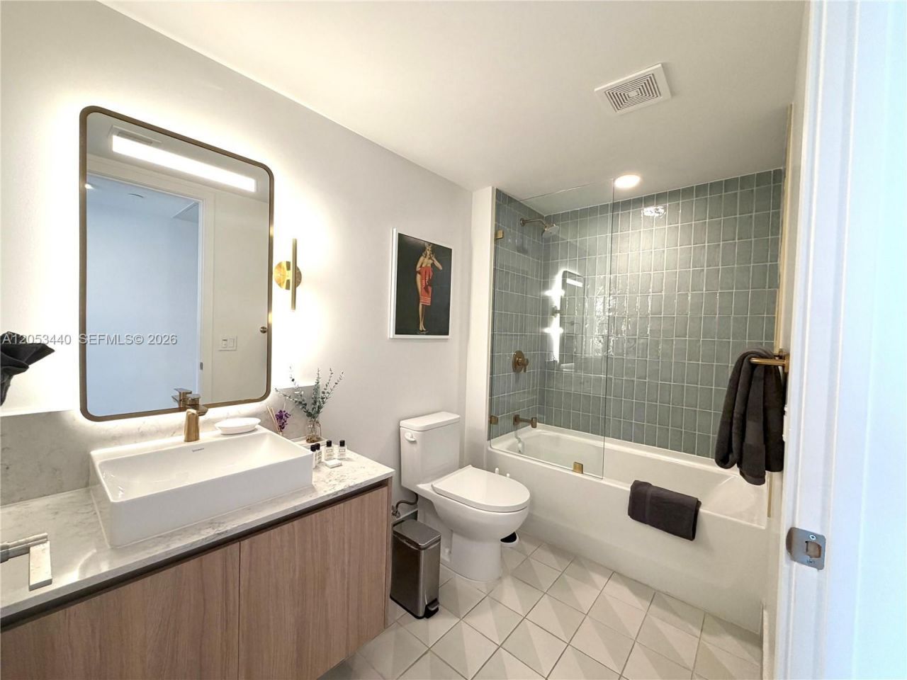 159 NE 6th St , Unit 3215, Miami, FL 33132 Photo
