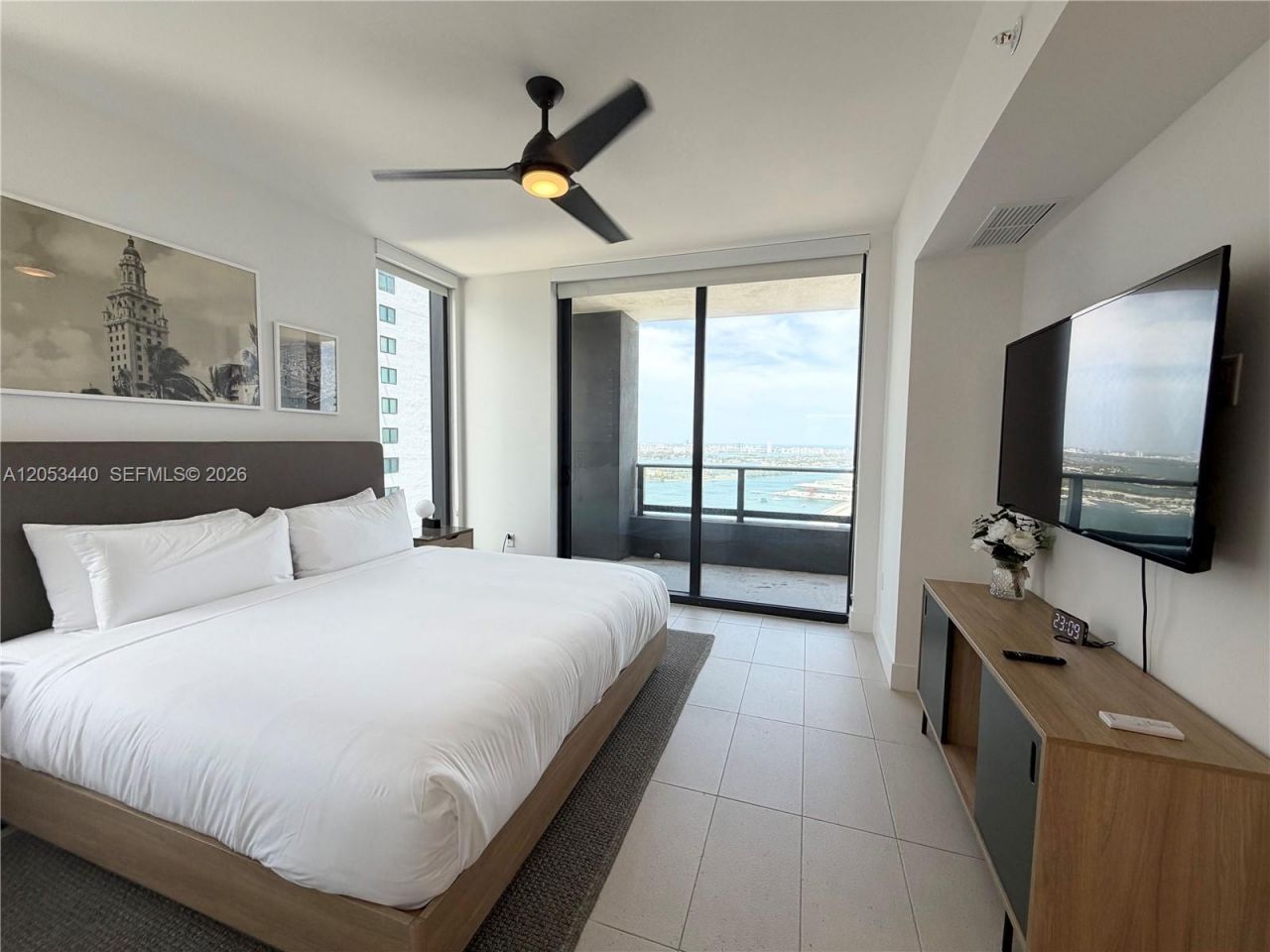 159 NE 6th St , Unit 3215, Miami, FL 33132 Photo