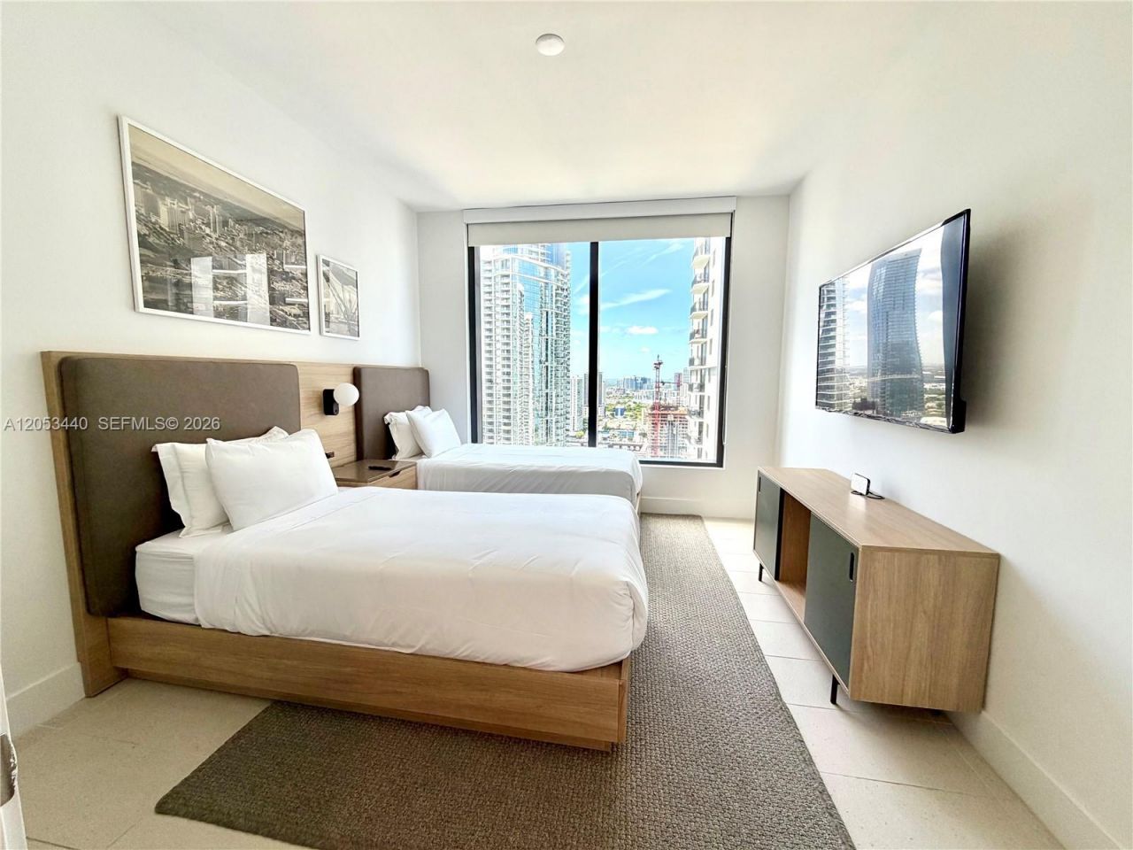 159 NE 6th St , Unit 3215, Miami, FL 33132 Photo