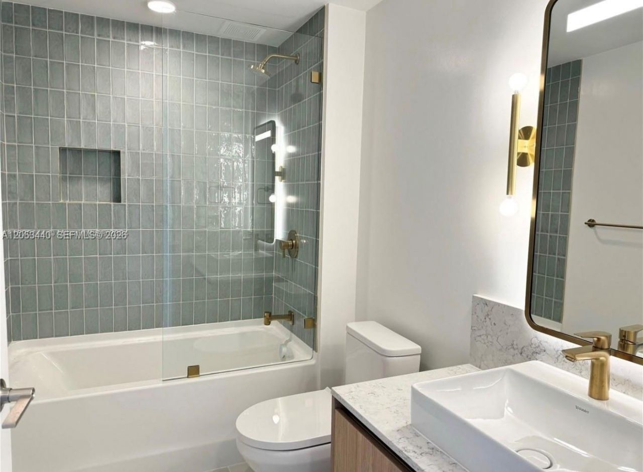 159 NE 6th St , Unit 3215, Miami, FL 33132 Photo
