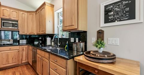 1501 Crystal Air Drive, South Lake Tahoe, CA 96150 Photo