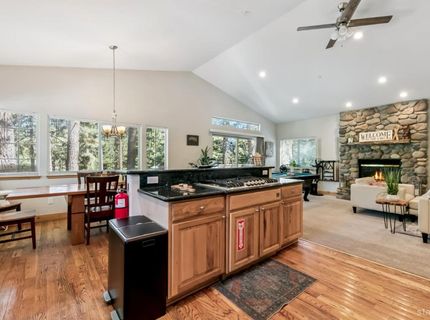 1501 Crystal Air Drive, South Lake Tahoe, CA 96150 Photo