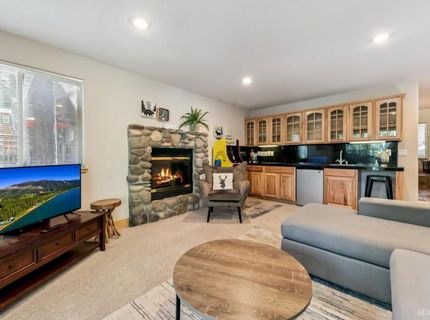1501 Crystal Air Drive, South Lake Tahoe, CA 96150 Photo