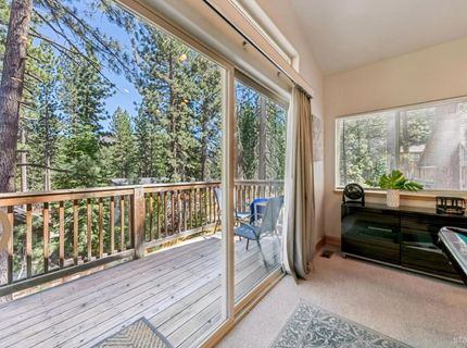 1501 Crystal Air Drive, South Lake Tahoe, CA 96150 Photo