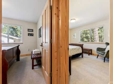 1501 Crystal Air Drive, South Lake Tahoe, CA 96150 Photo