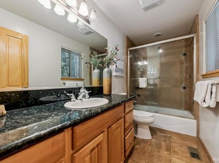 1501 Crystal Air Drive, South Lake Tahoe, CA 96150 Photo
