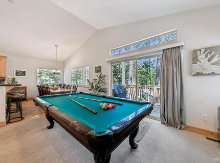 1501 Crystal Air Drive, South Lake Tahoe, CA 96150 Photo