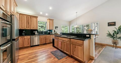 1501 Crystal Air Drive, South Lake Tahoe, CA 96150 Photo