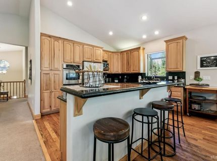 1501 Crystal Air Drive, South Lake Tahoe, CA 96150 Photo