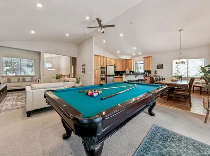 1501 Crystal Air Drive, South Lake Tahoe, CA 96150 Photo