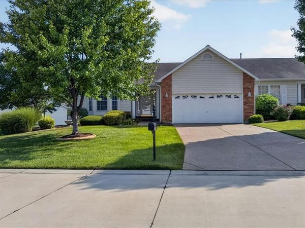 2776 Samuel Drive, Dardenne Prairie, MO 63368