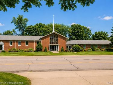 11771 Newburgh Road , Livonia, MI 48150