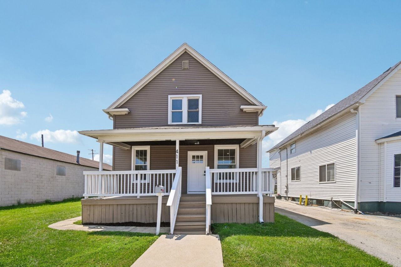 411 Leach Avenue , Joliet, IL 60432