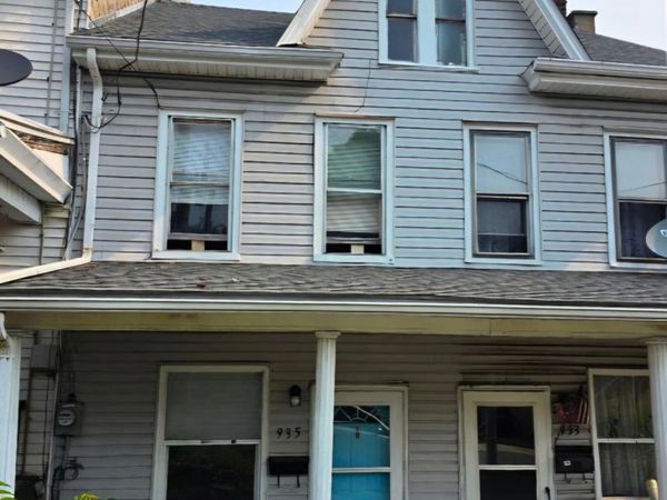 935 W MULBERRY STREET , COAL TWP, PA 17866
