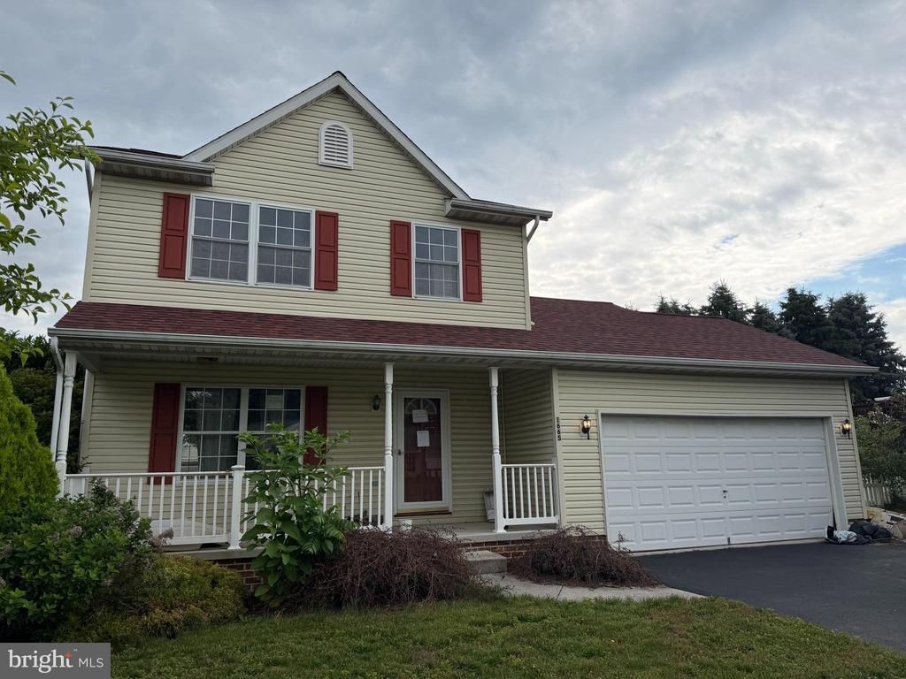1665 TAYLOR DRIVE , HANOVER, PA 17331