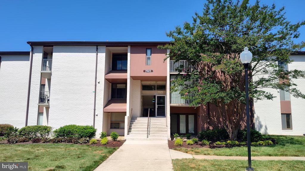 7925 MANDAN RD, GREENBELT, MD 20770