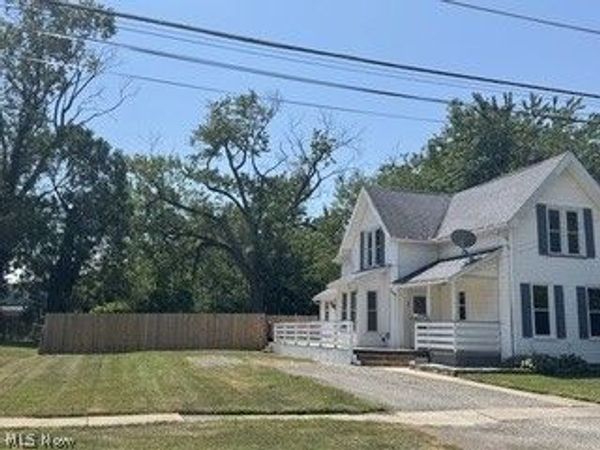 1638 W 6th Street, Ashtabula, OH 44004