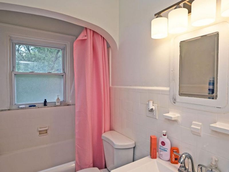 4423 Erie Avenue, Cincinnati, OH 45227 Photo 18