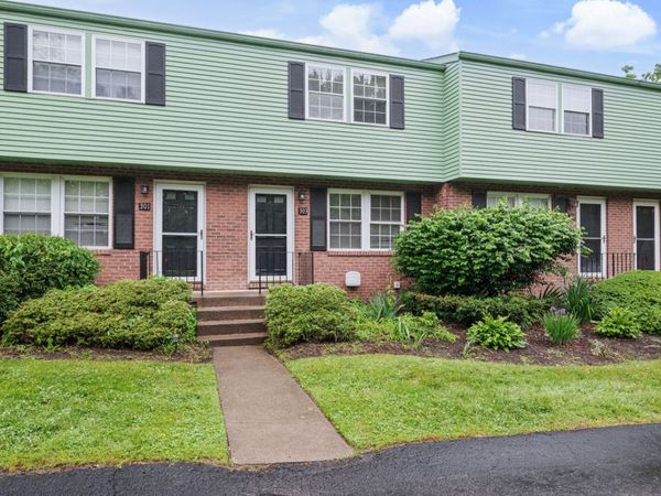 303 Laporte Court , Cranberry Twp, PA 16066
