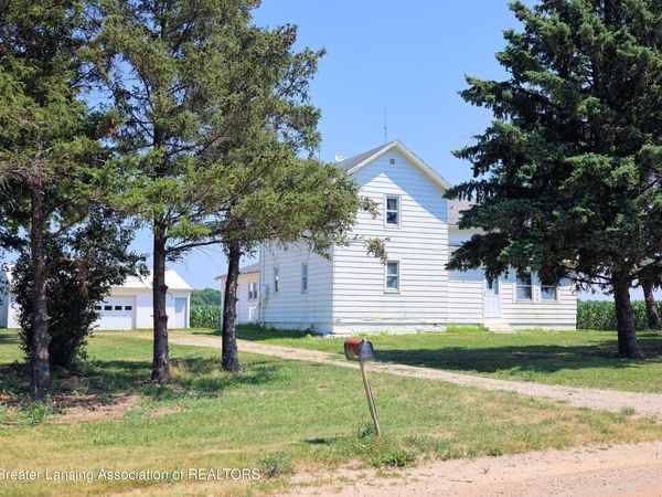 2550 N Airport Road, St. Johns, MI 48879