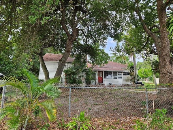 4605 8TH AVENUE N, ST PETERSBURG, FL 33713