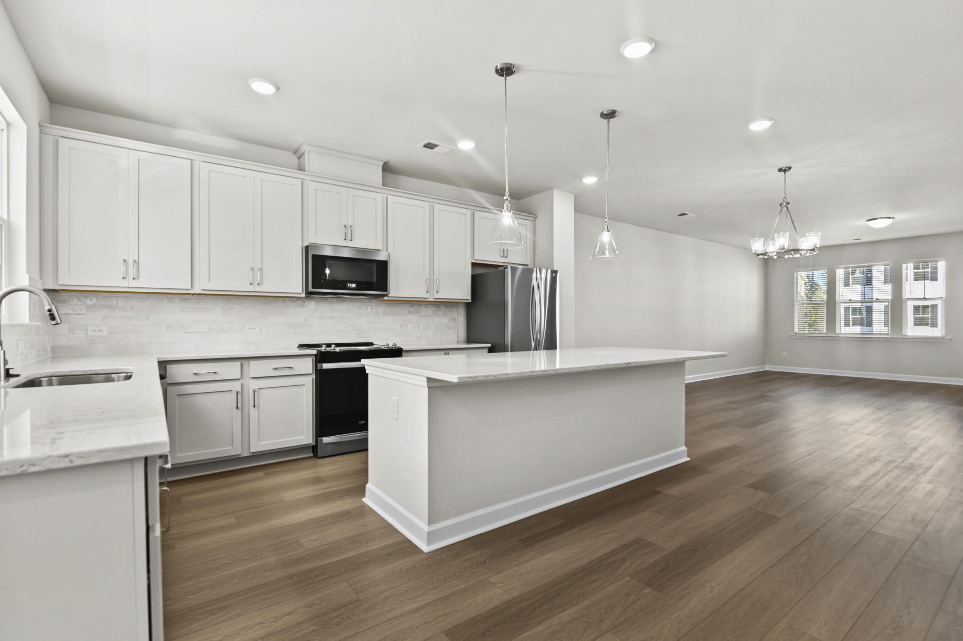 9413 Sun Fountain Drive Photo 11